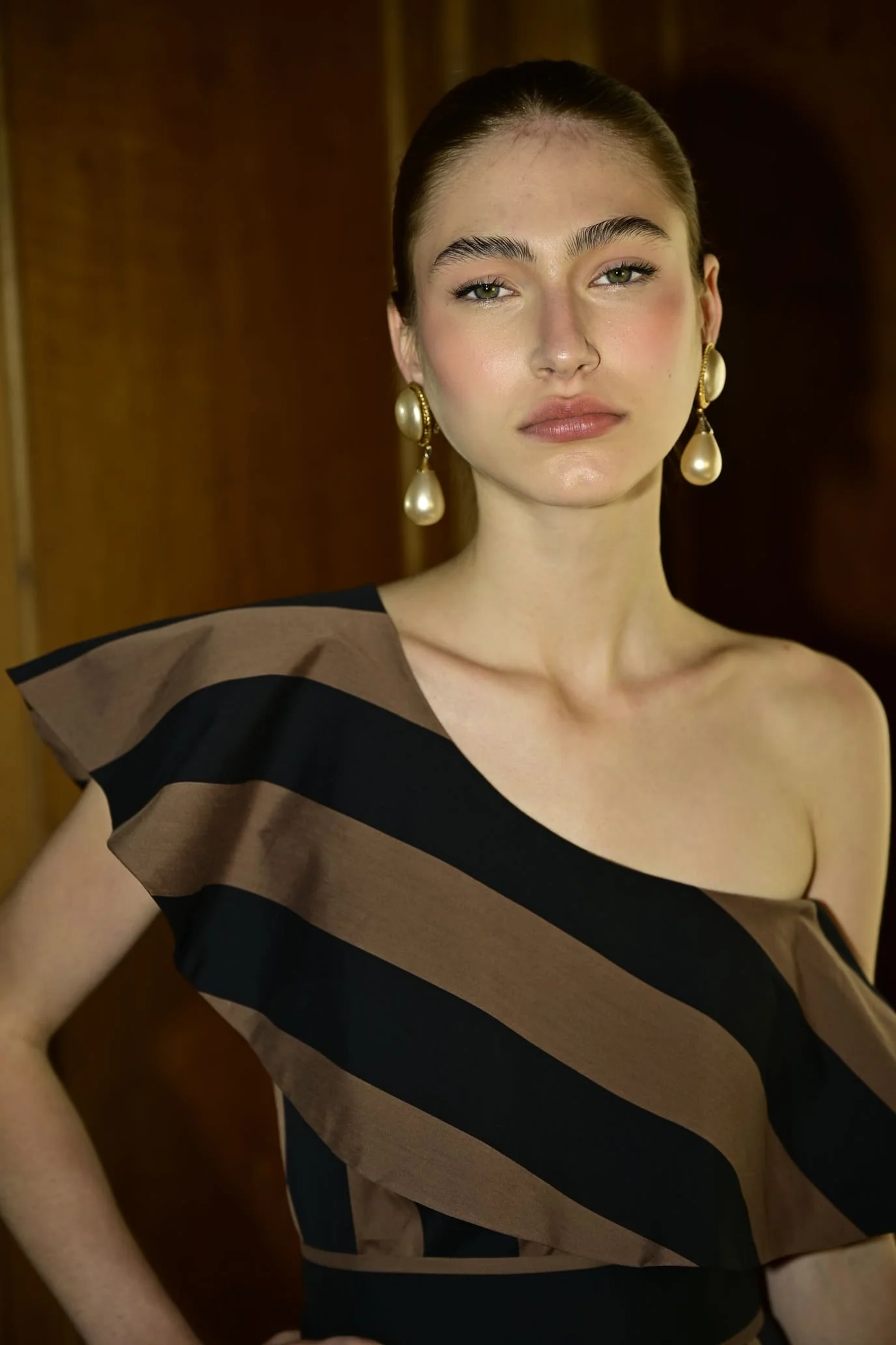 THE BRUNELLE GRACE TOP - Image 6