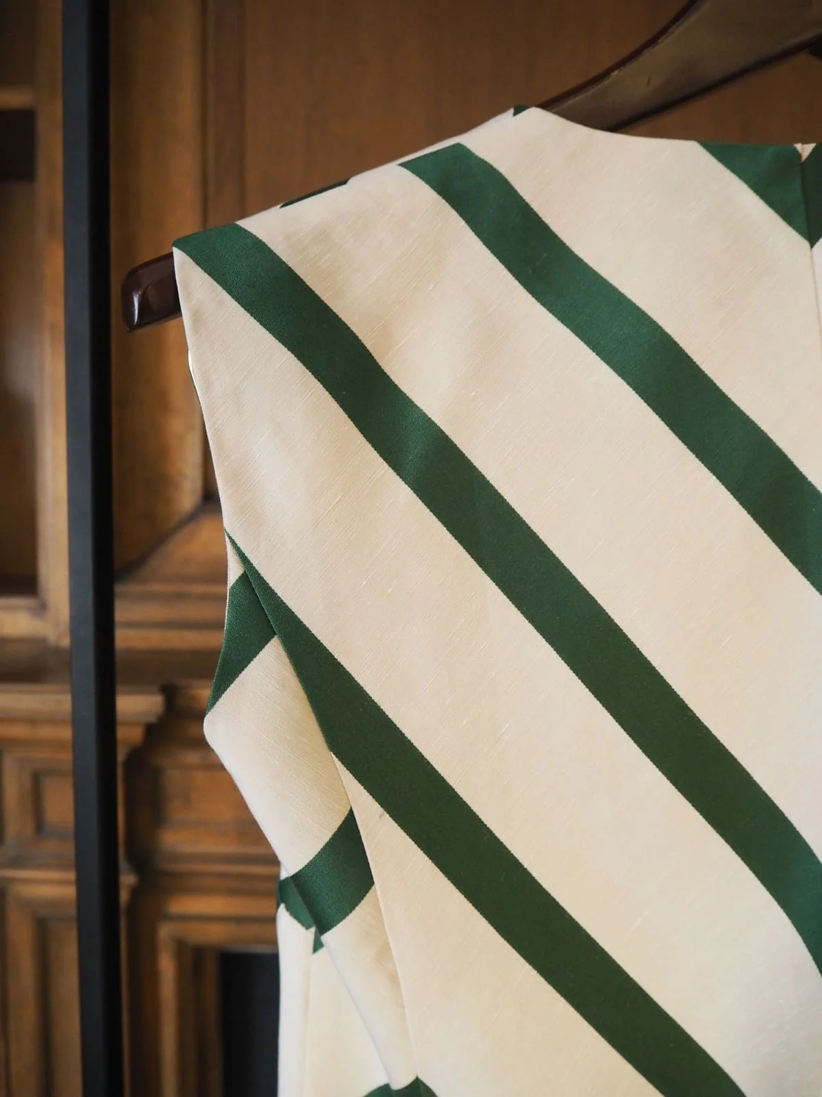 THE VERDELLE VEST - Image 4